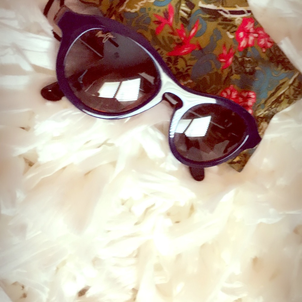 SOLD!!!!!Women’s Maui Jim’s sunglasses